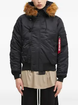 Alpha Industries: Куртка с капюшоном 