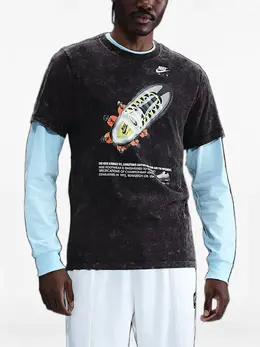 Nike: Тёмная футболка  Air Max 95