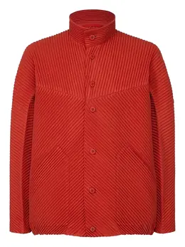 Issey Miyake: Красная куртка 