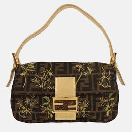 Fendi: Коричневая сумка  Baguette