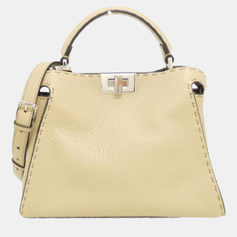 Fendi: Бежевая сумка  Peekaboo