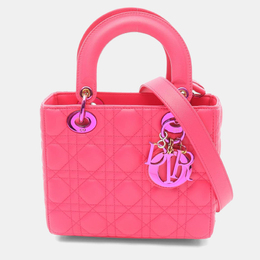 Dior: Розовая сумка 