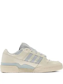 adidas: Белые кроссовки  Forum