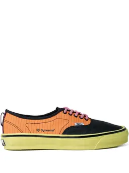Vans: Оранжевые кроссовки 