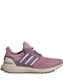 adidas: Розовые кроссовки  UltraBoost