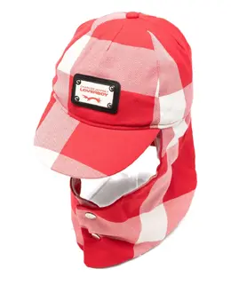 Charles Jeffrey Loverboy: Красная шляпа 