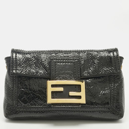 Fendi: Чёрный клатч  Baguette