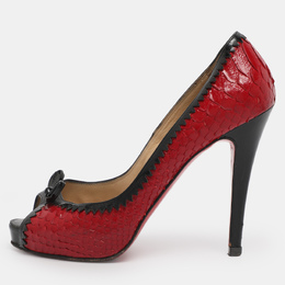 Christian Louboutin: Красные босоножки 