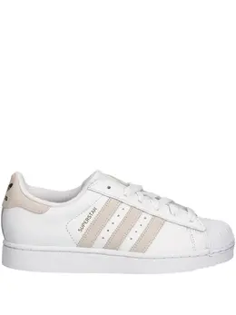 adidas: Белые кроссовки  Superstar