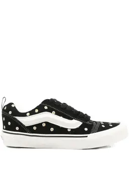 Vans: Чёрные кроссовки 