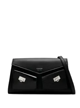 Ferragamo: Чёрная сумка 
