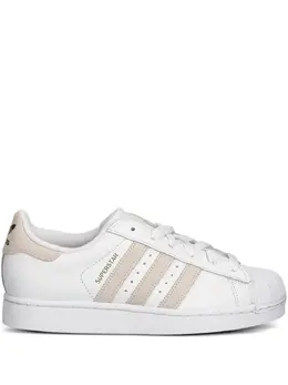 adidas: Белые кроссовки  Superstar