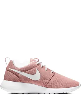 Nike: Розовые кроссовки  Roshe Run