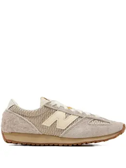New Balance: Бежевые кроссовки 