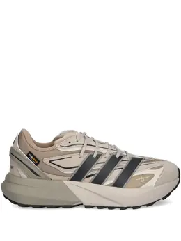 adidas: Кроссовки 