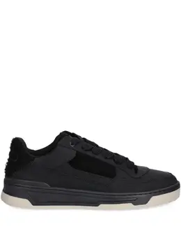 Filling Pieces: Чёрные кроссовки 