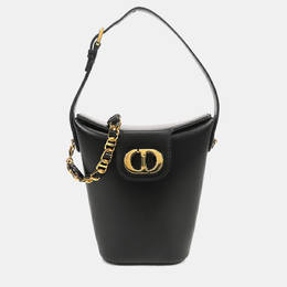 Dior: Чёрная сумка 
